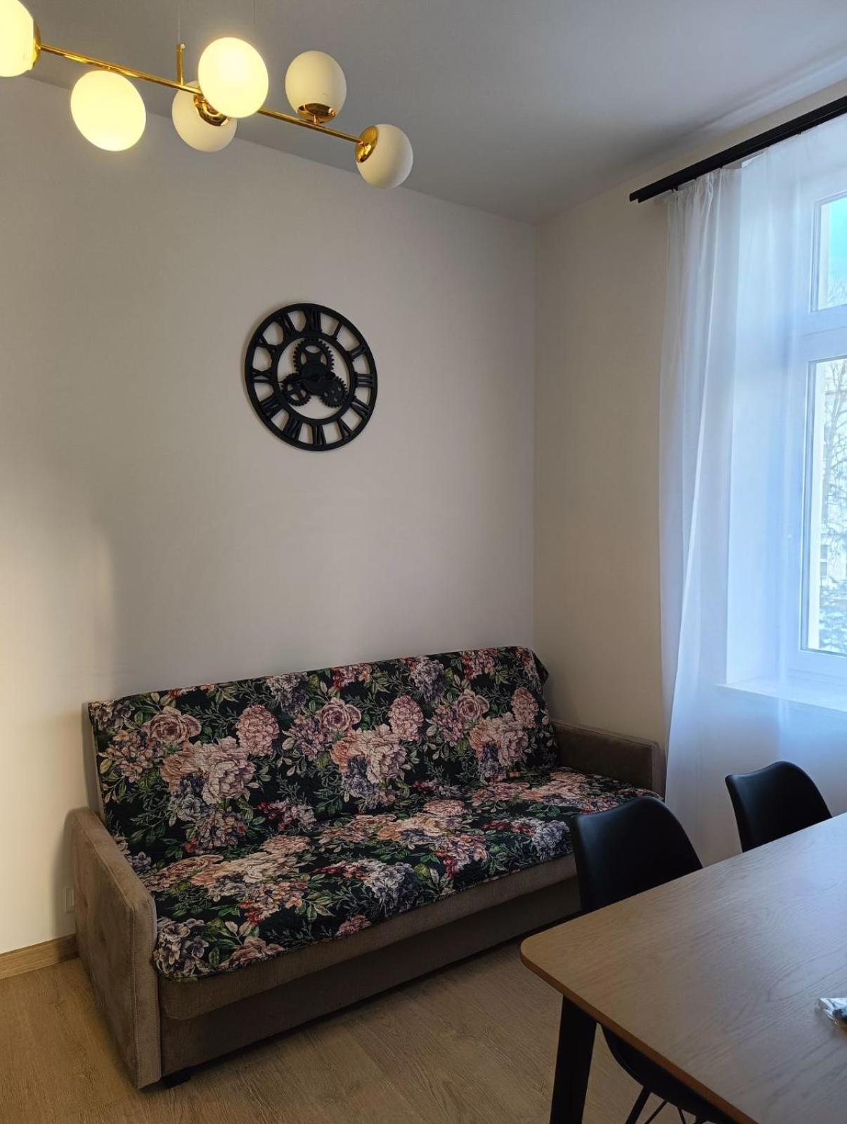 Mh Apartment Rzeszów Buitenkant foto