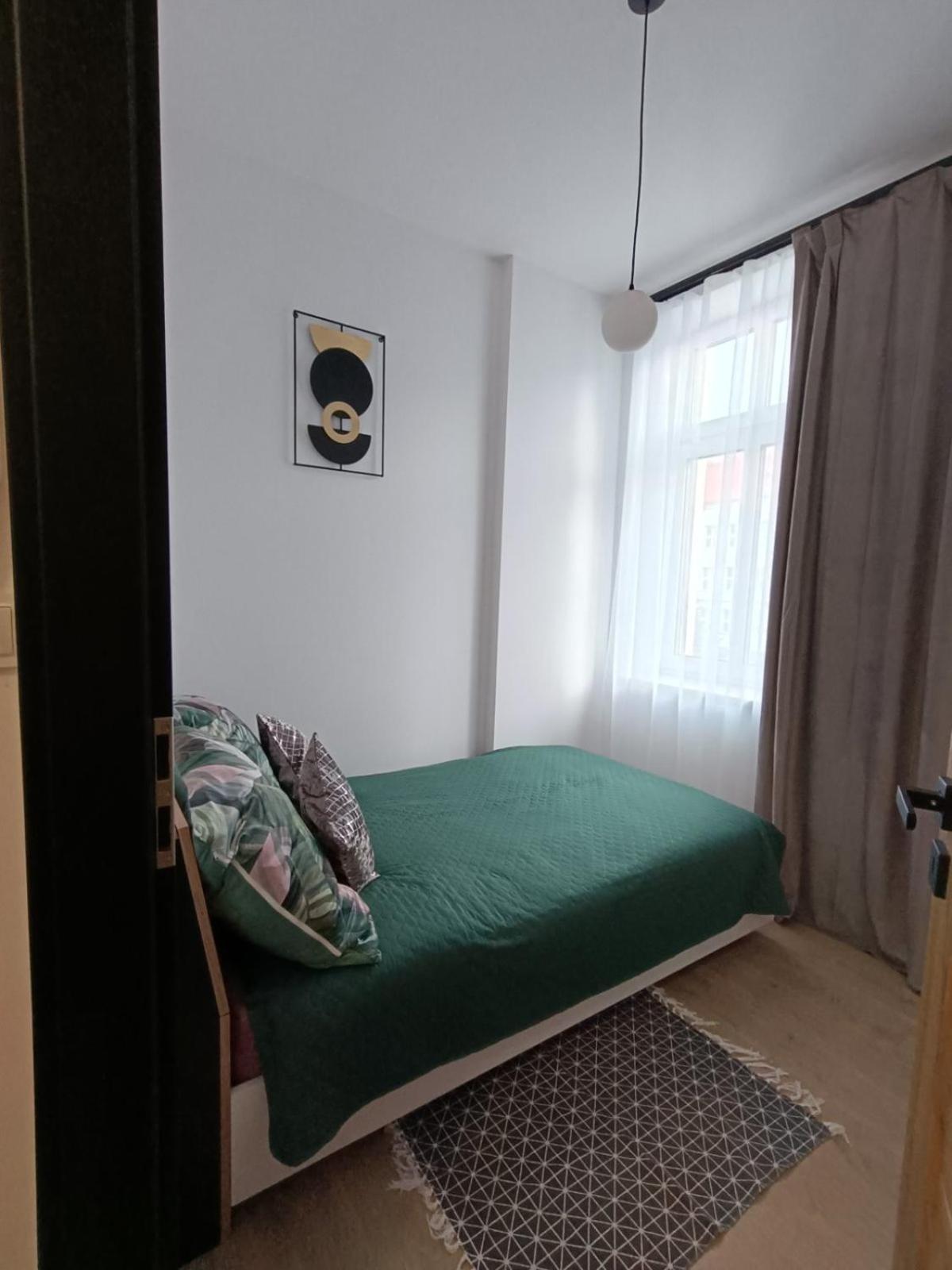 Mh Apartment Rzeszów Buitenkant foto